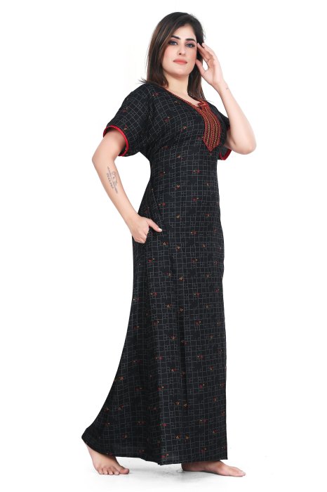 black alpine cotton night gown chex design  alpine cotton night gown