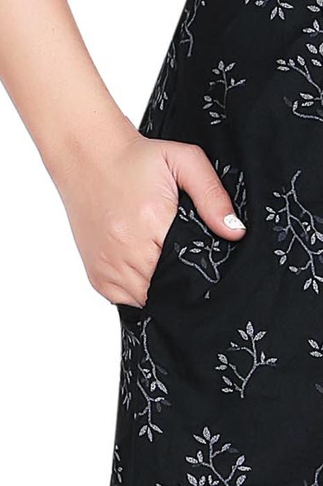 black alpine cotton night gown padre design  alpine cotton night gown