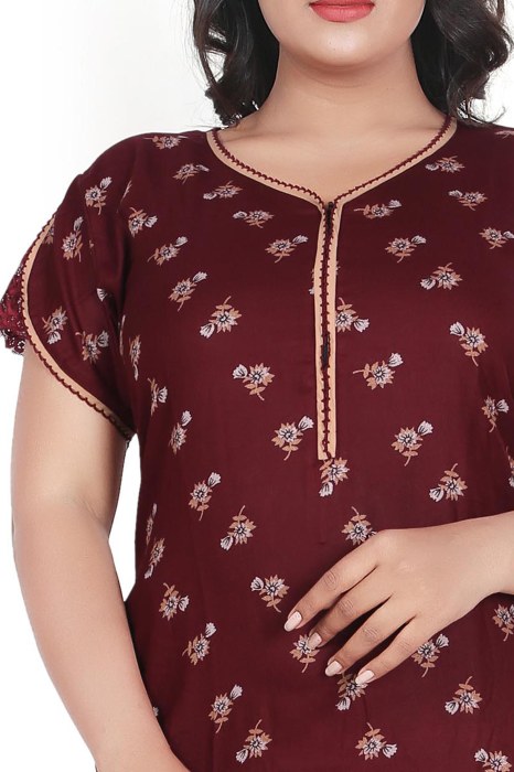 maroon alpine cotton night gown with zip and mini flowre design  alpine cotton night gown