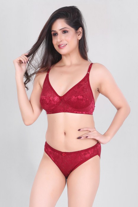 ROMEO WOMAN PREMIUM  BRA SET COMFORTABLE AND SOFT LIGHTWEIGHT BRA SET MAROON COLOR  POLYCOTTON FABRIC UNDER 299